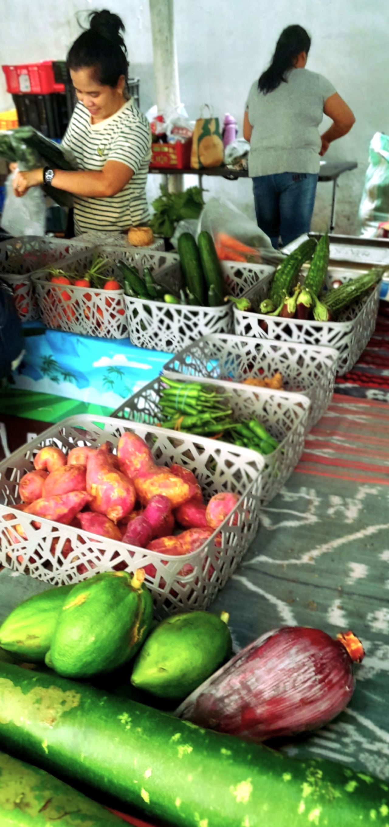 Marché solidaire mettant en avant les productrices de Ghardimaou